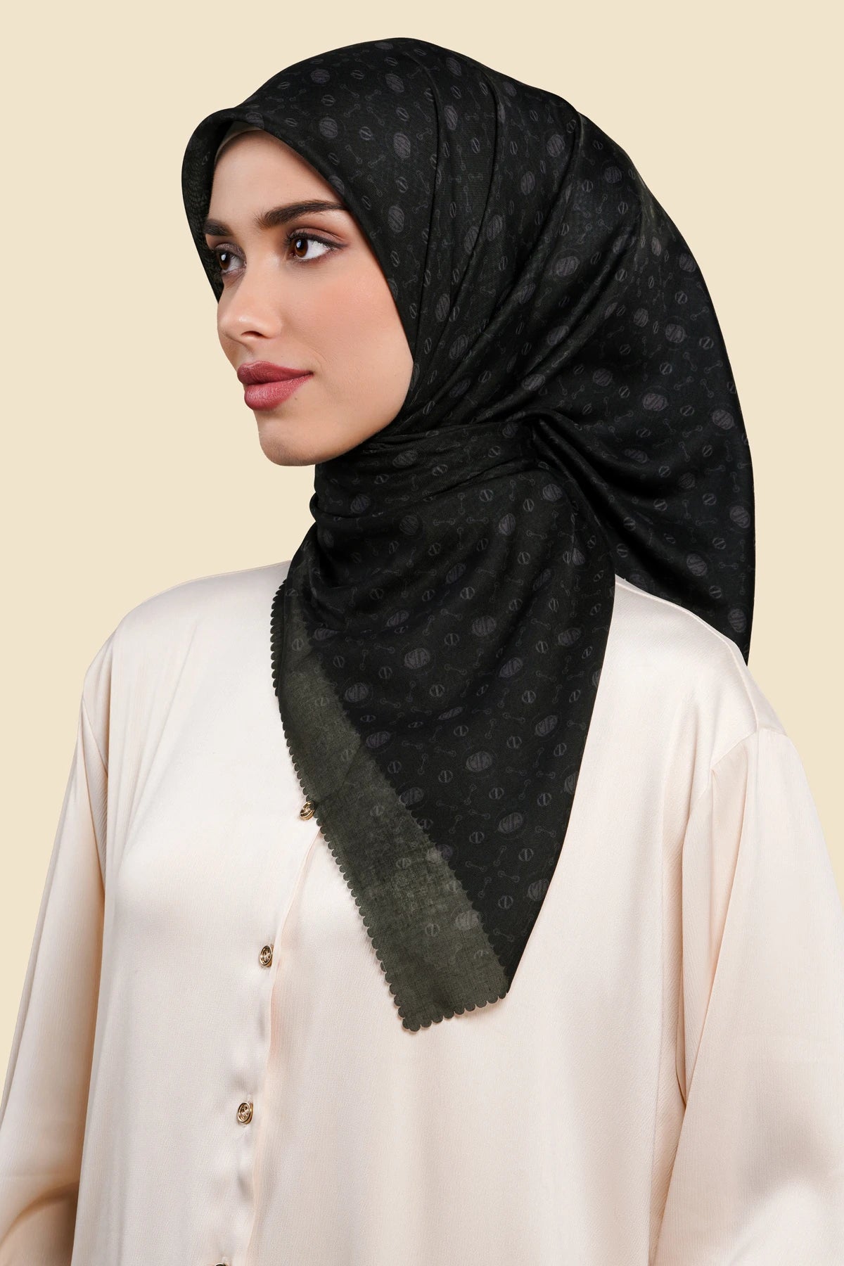 Adore Series - Black