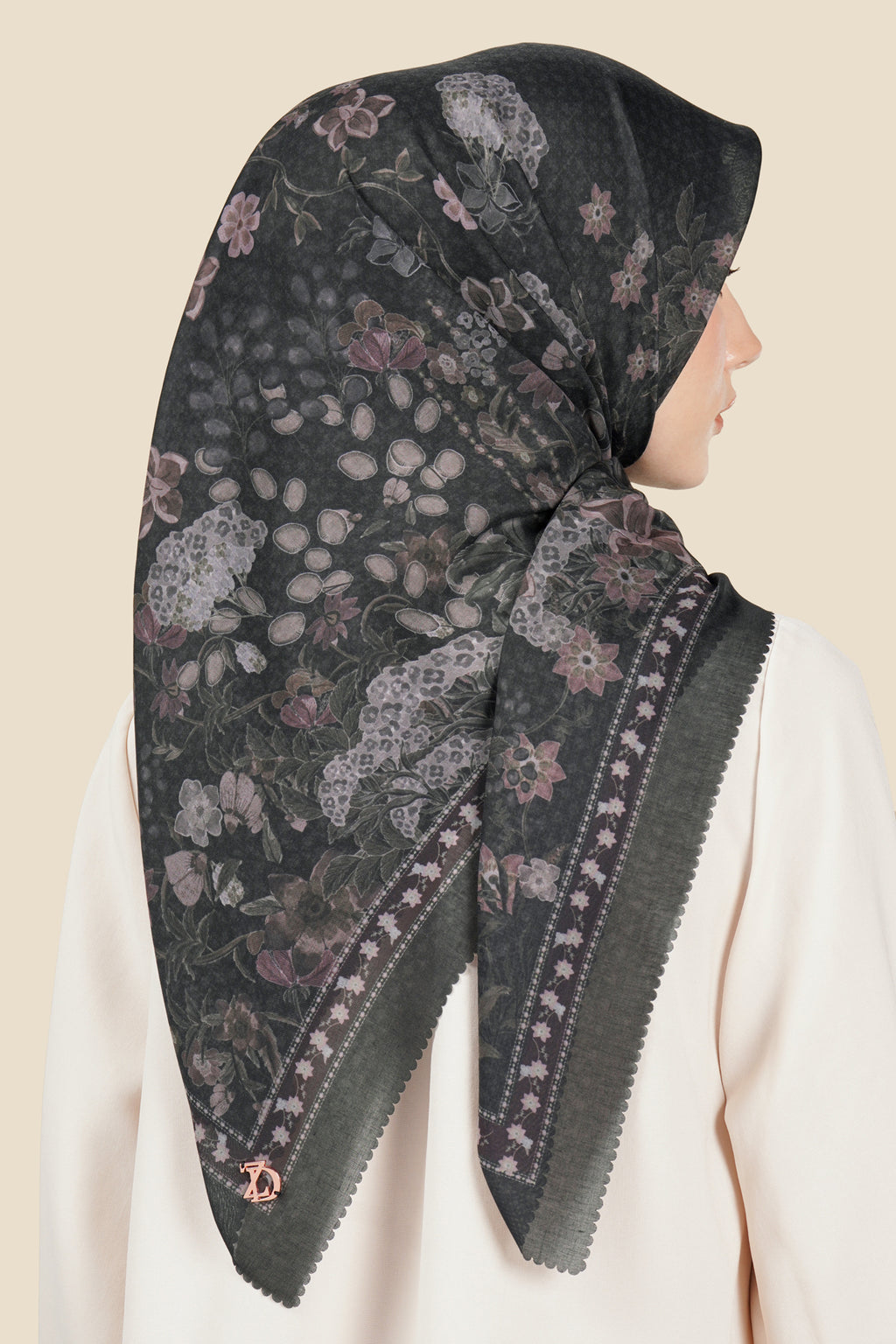Amanjeena Series - Obsidian