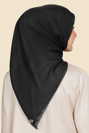 On-The-Go Scarf - Black