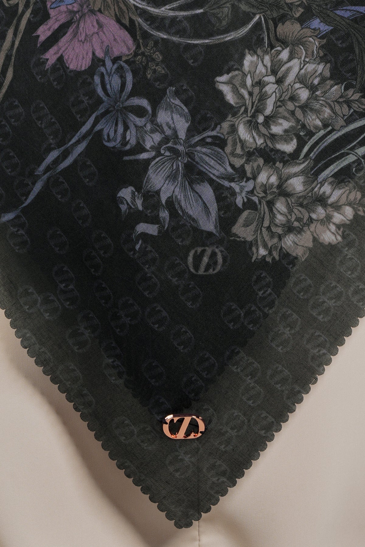 Bow Series - Black
