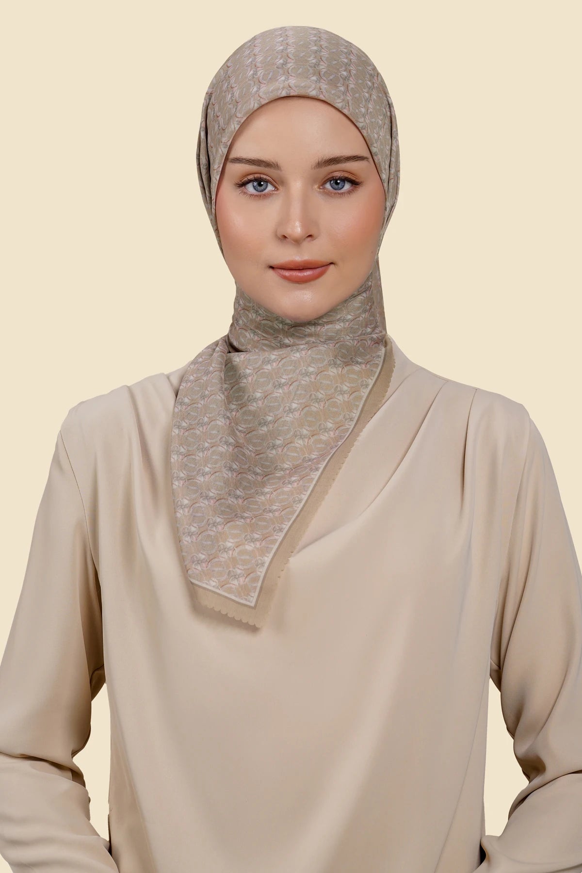 Clover Series - Tan