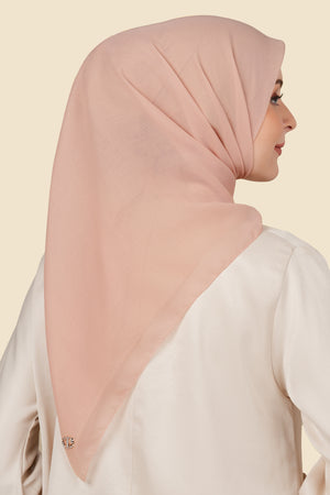 On-The-Go Scarf - Coral