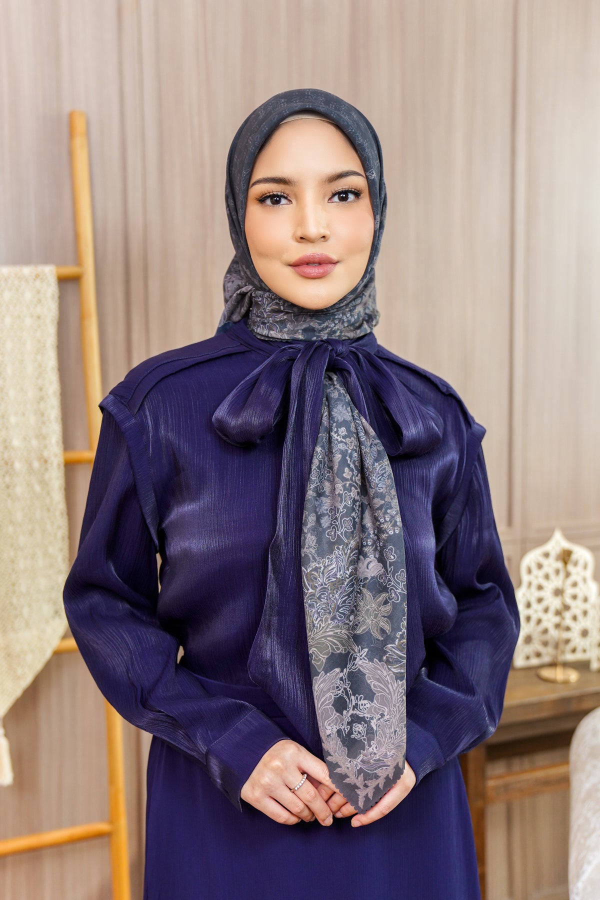 Amira Series - Ocean