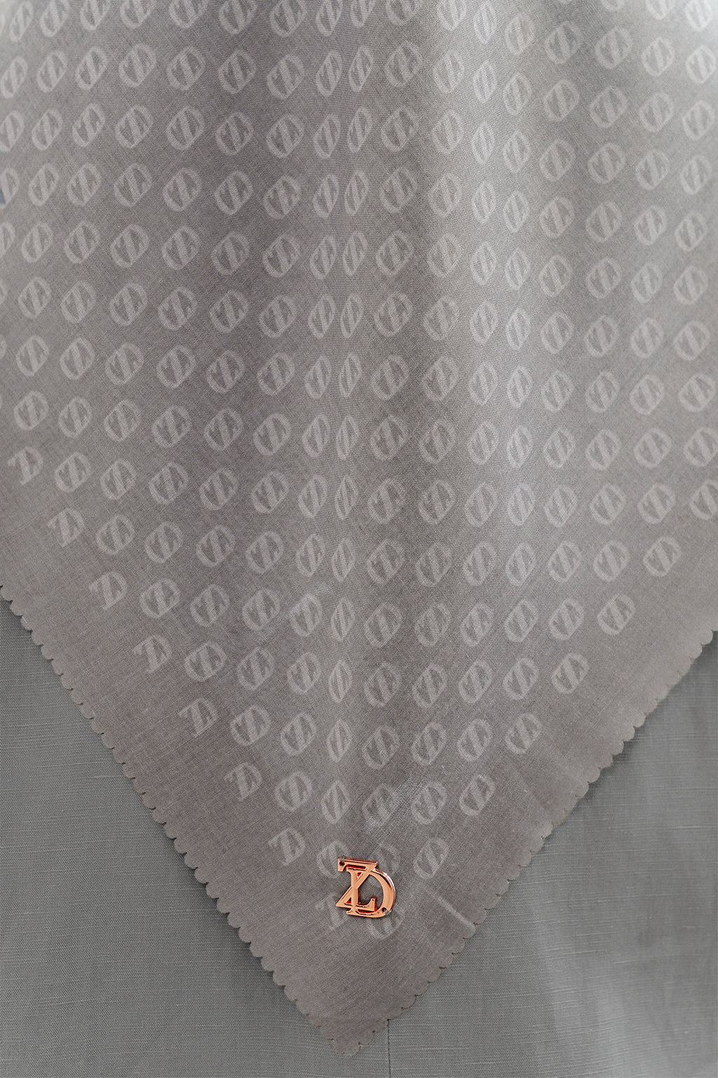 Zinitial Series - Gull