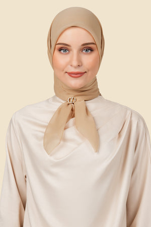 On-The-Go Scarf - Doe