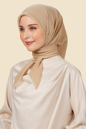 On-The-Go Scarf - Doe