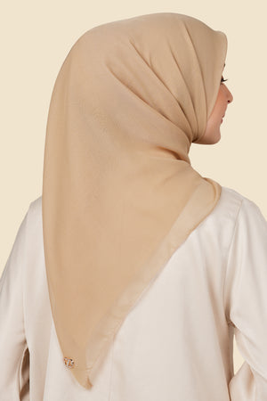 On-The-Go Scarf - Doe