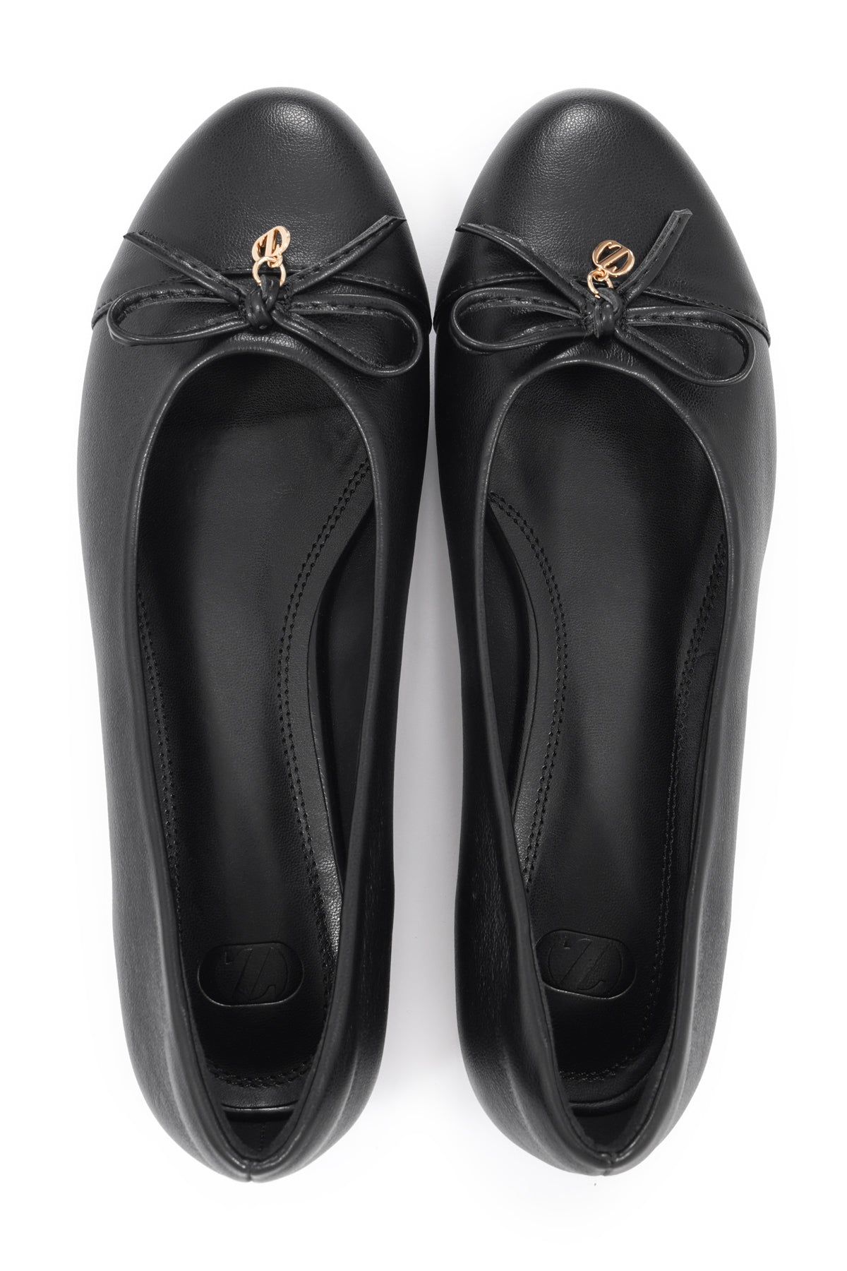 Easly Flat Shoes - Black
