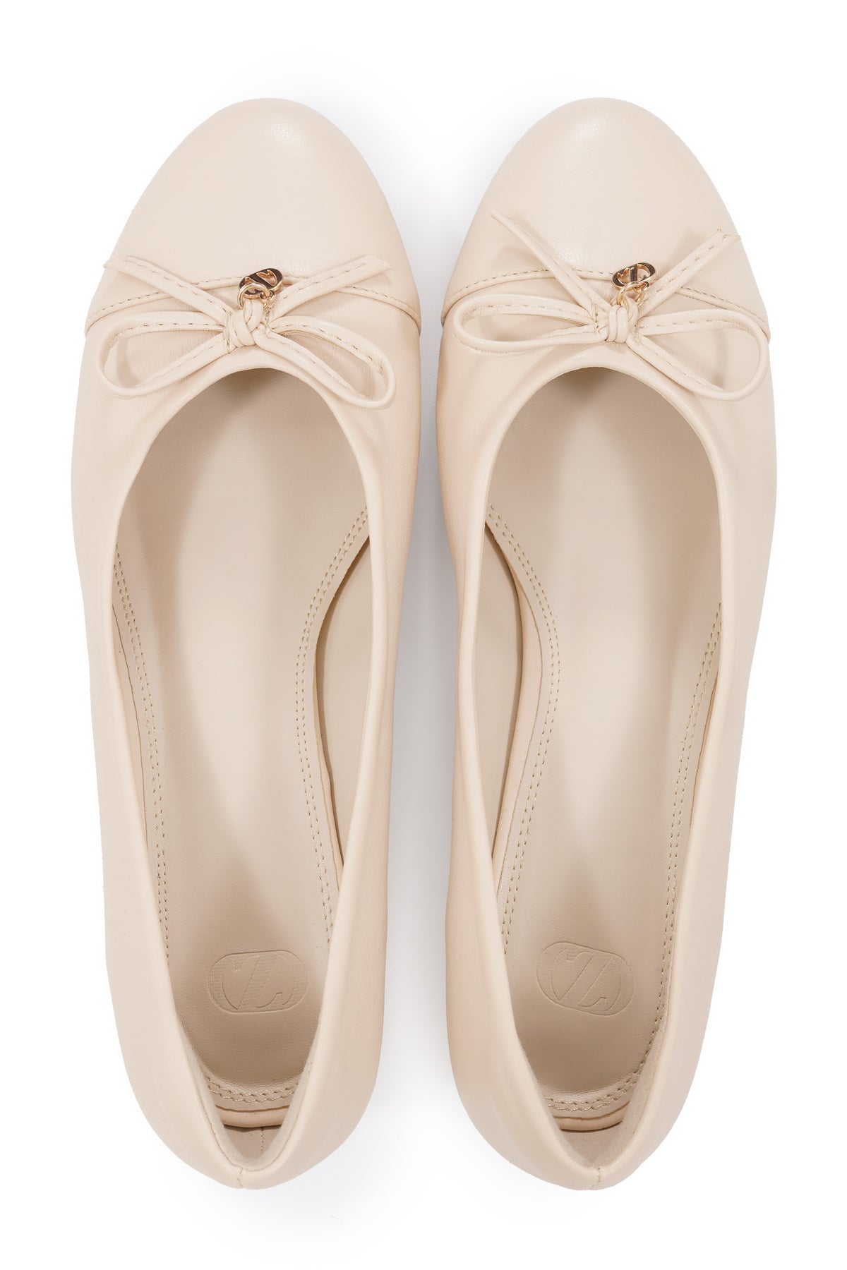 Easly Flat Shoes - Cream