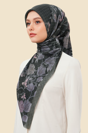 Floreal Series - Black Rose