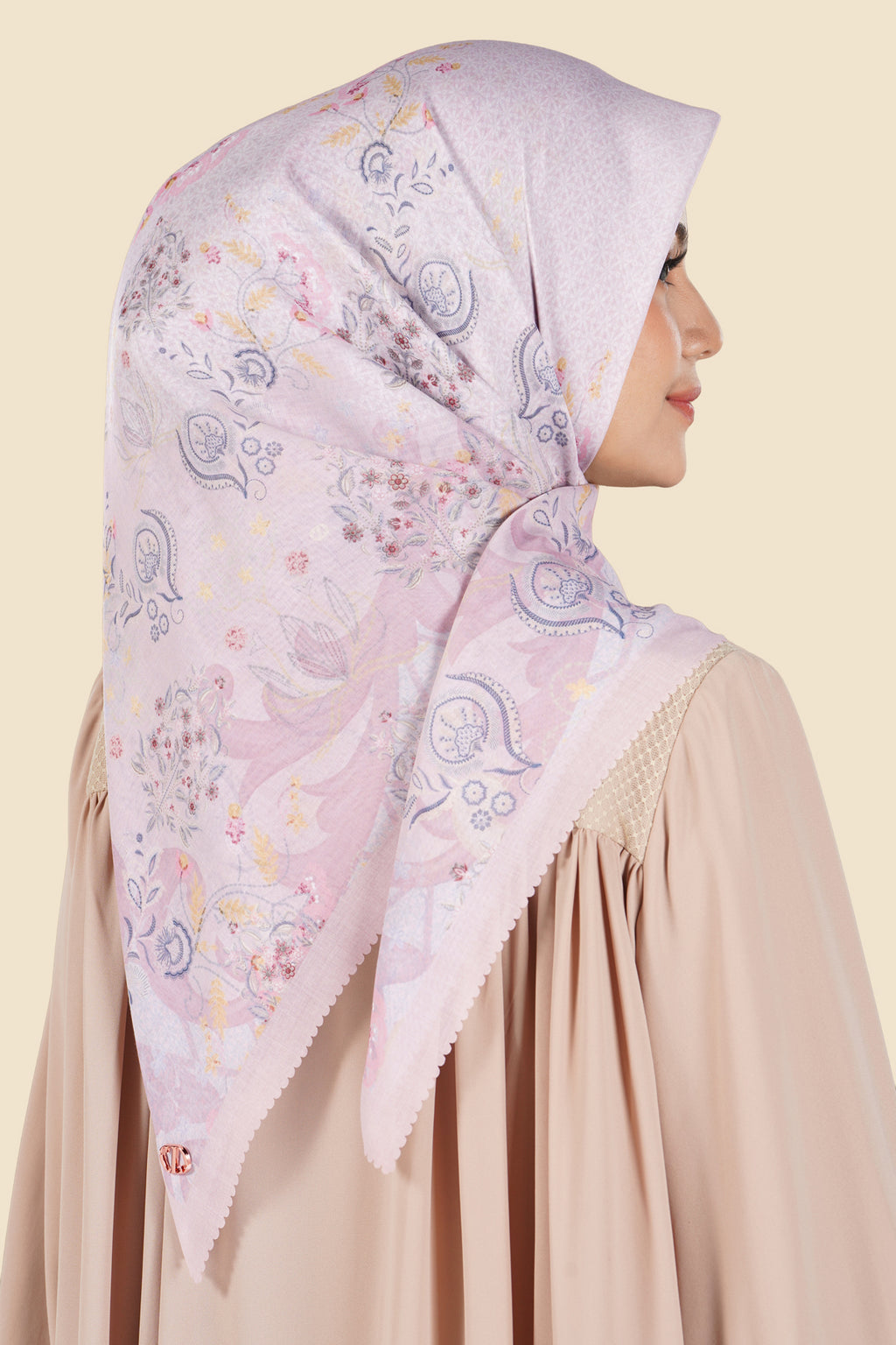 Mariposa Series - Petunia