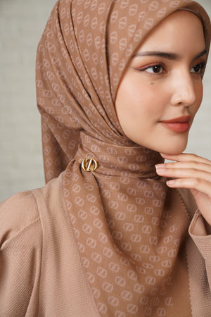 Zyta Pin Brooch - Plain Gold