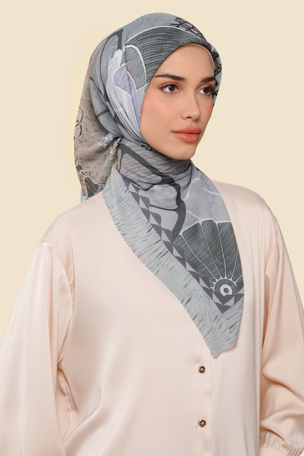 Saddle Series - Gray