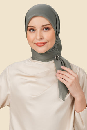 On-The-Go Scarf - Slate Gray