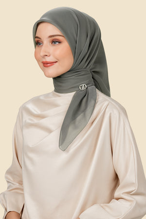 On-The-Go Scarf - Slate Gray