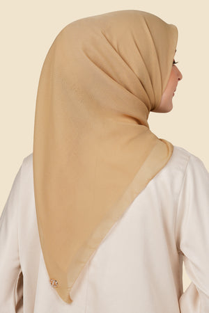 On-The-Go Scarf - Taffy