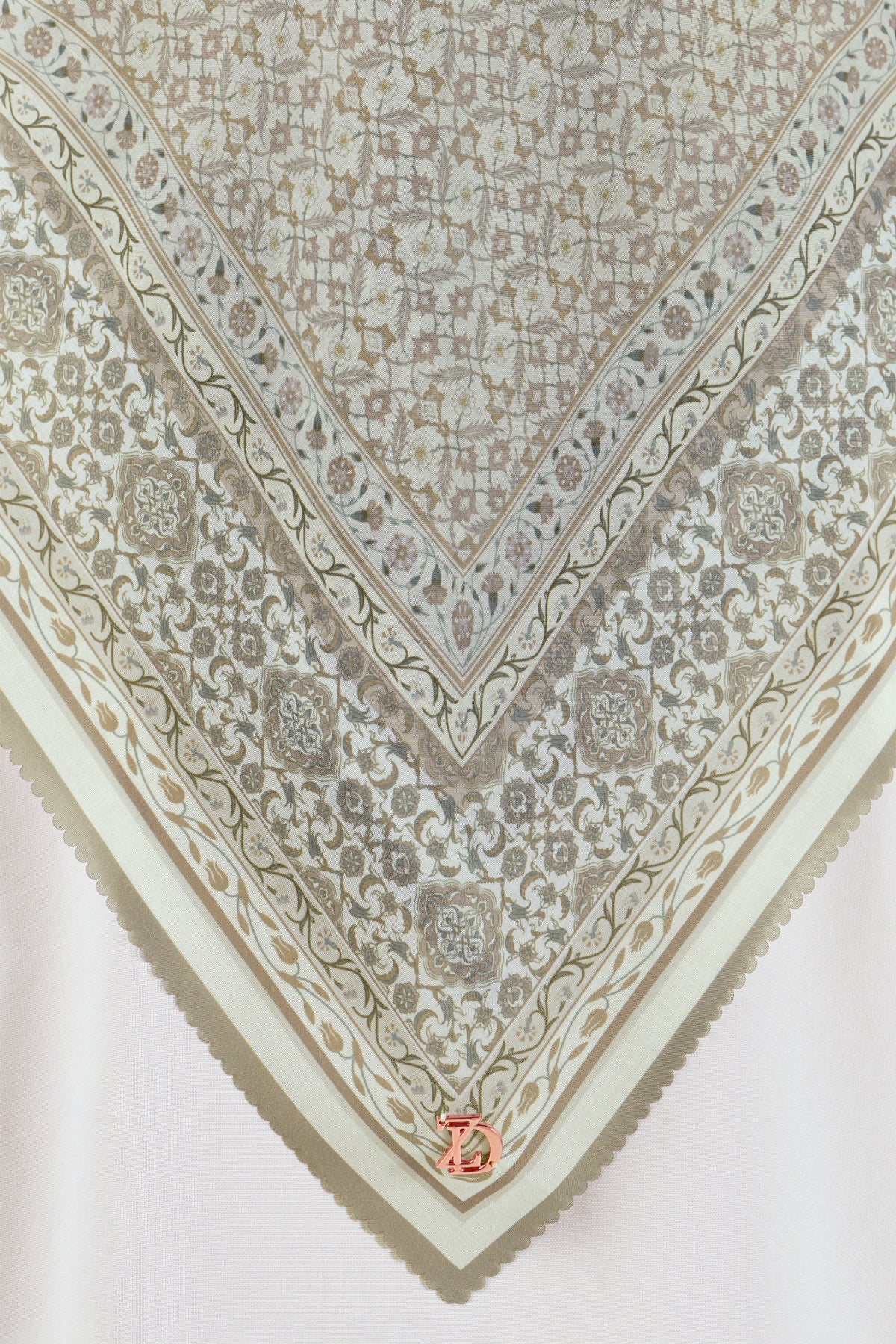 Tou Series - Taupe