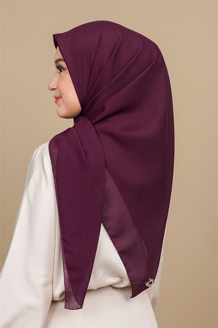 Day-to-Day Scarf - Plum