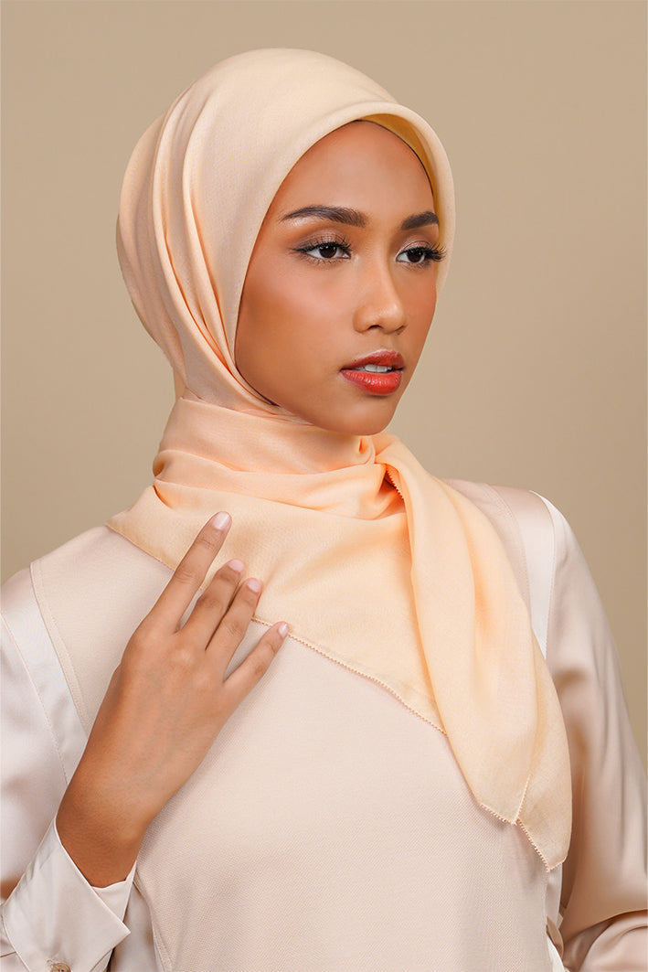 Day-to-Day Scarf - Peach