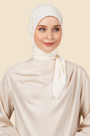 On-The-Go Scarf - White