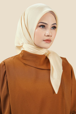 Wrap & Go Scarf - Light Cream