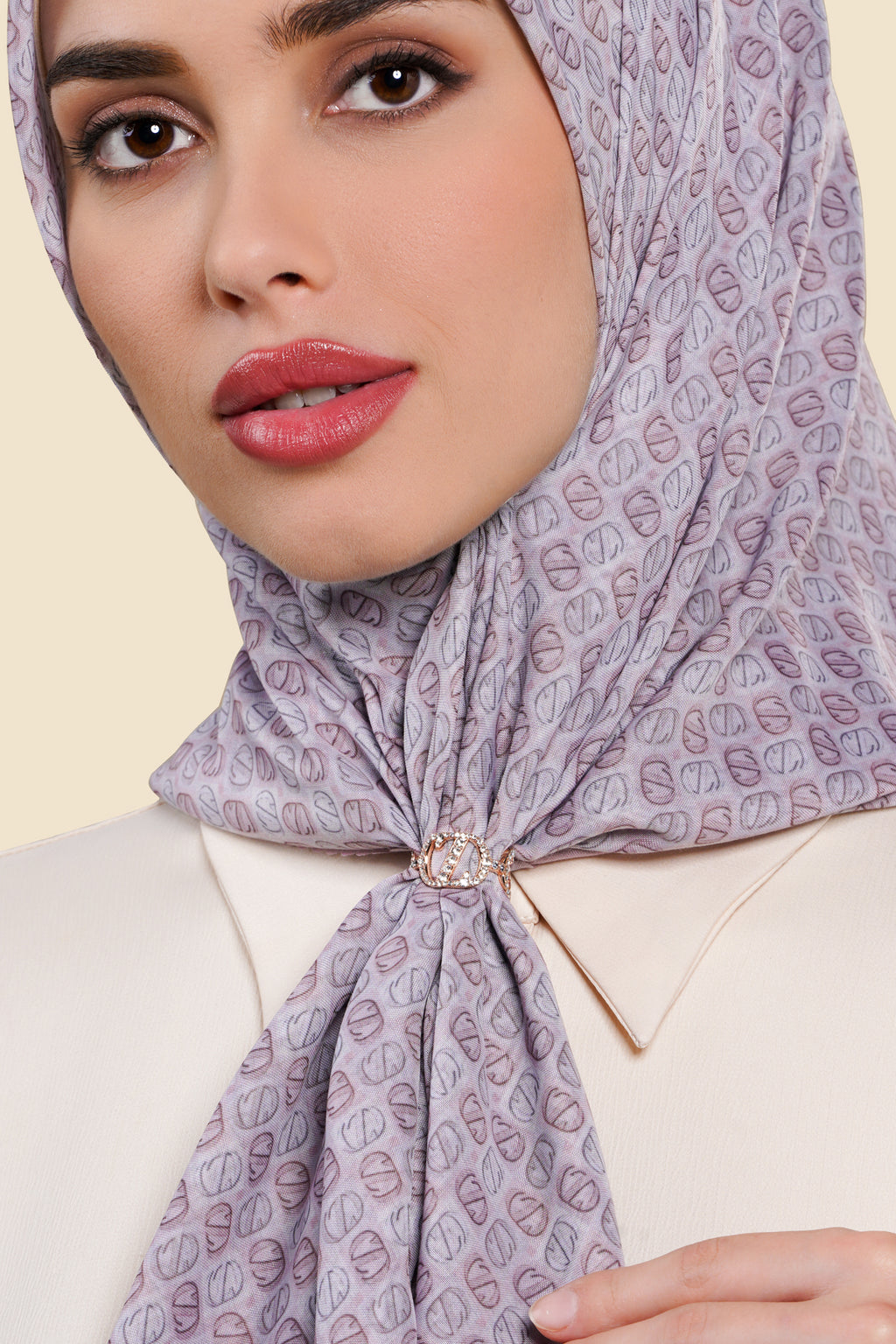 Zinitial Crystal Ring Scarf - Coral