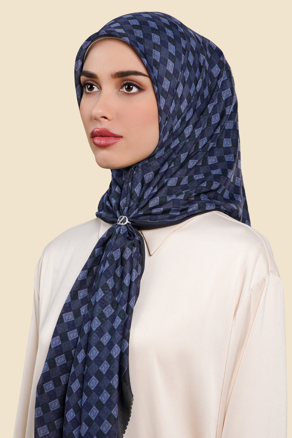 Zinitial Crystal Ring Scarf - Silver