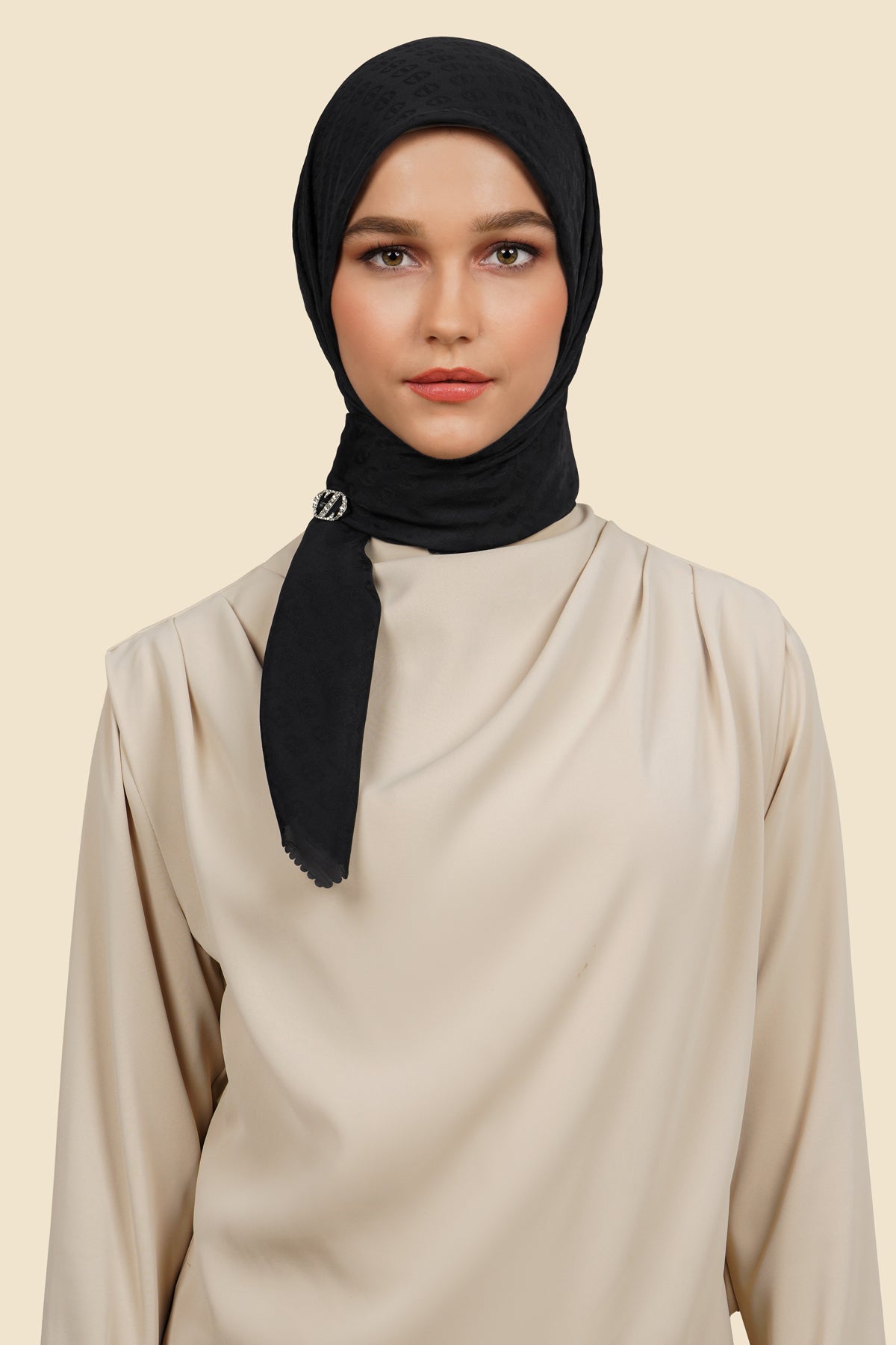 Zinitial Jacquard Scarf - Black Onyx