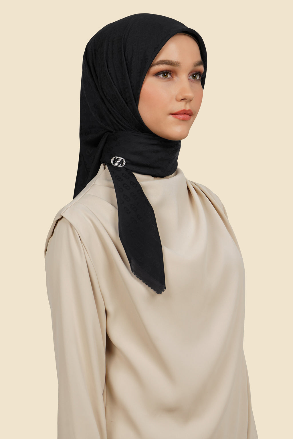 Zinitial Jacquard Scarf - Black Onyx