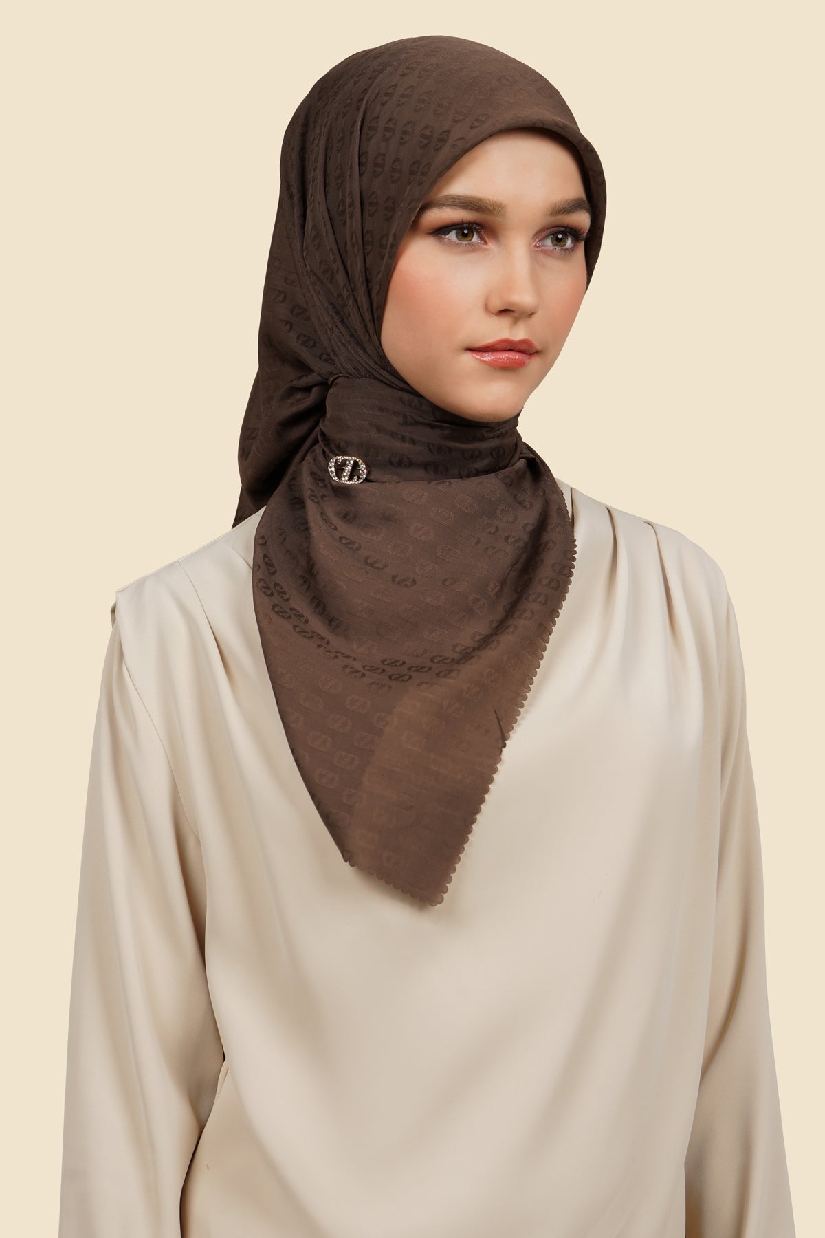 Zinitial Jacquard Scarf - Chestnut
