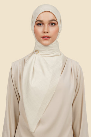 Zinitial Jacquard Scarf - Coconut Milk