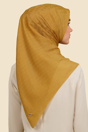 Zinitial Jacquard Scarf - Harvest Gold