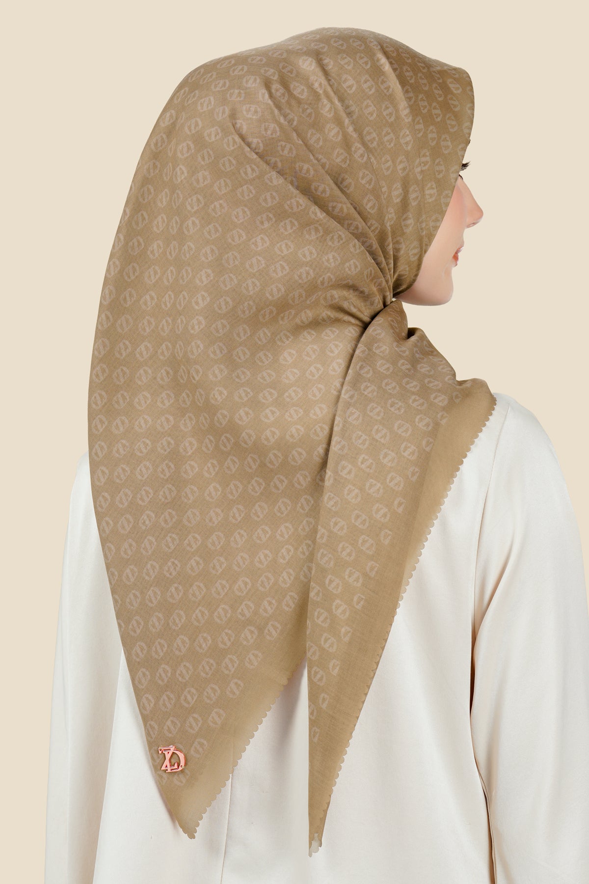 Zinitial Series - Tan