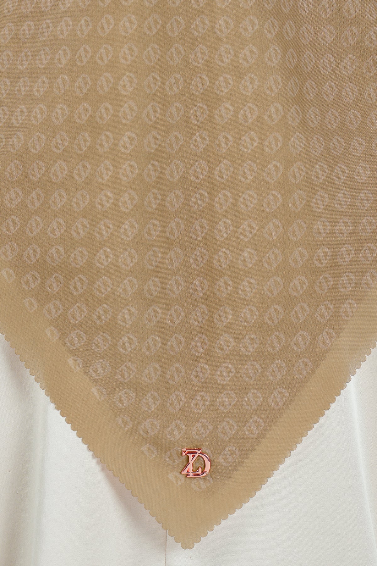 Zinitial Series - Tan