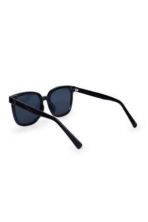 Madison Sunglasess - Black