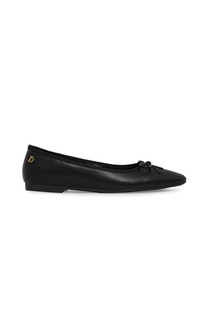 Poppy Flat Shoes - Black