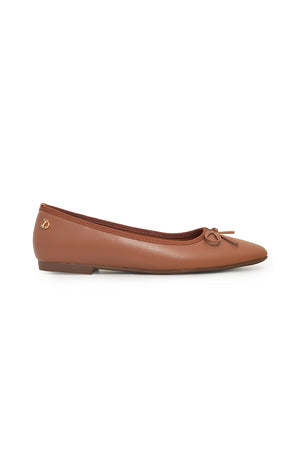 Poppy Flat Shoes - Brown