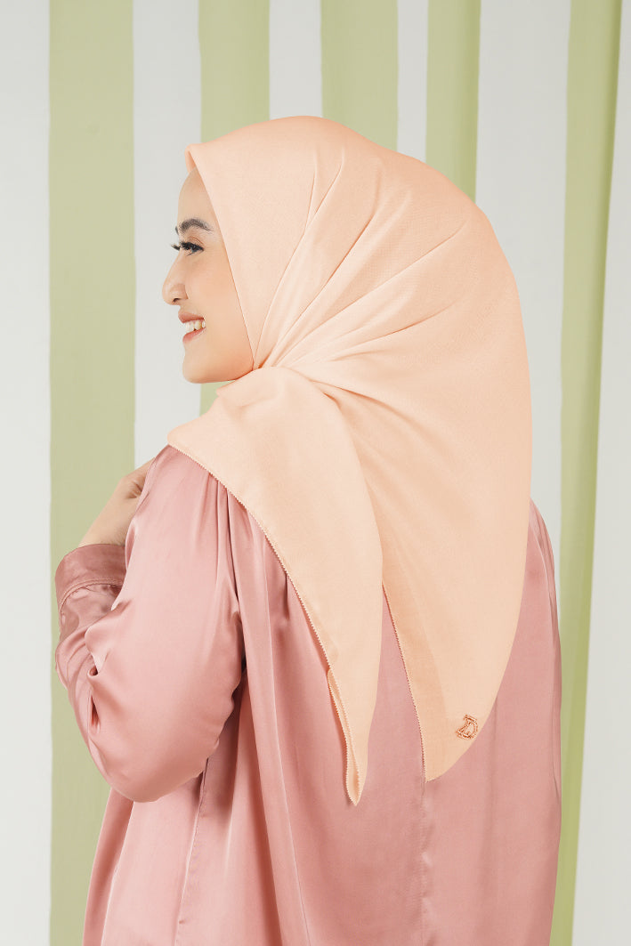 Day-to-Day Scarf - Peach