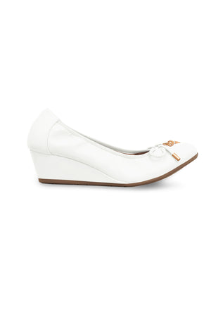 Gwen Shoes - White