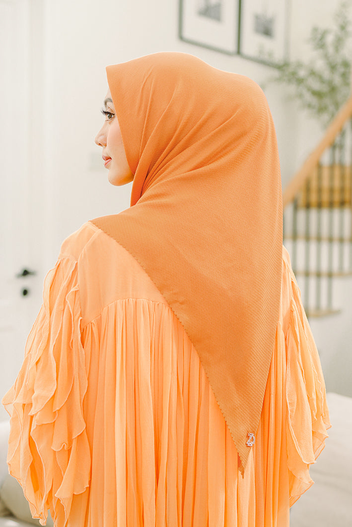 Pavy Square Series - Peach Caramel