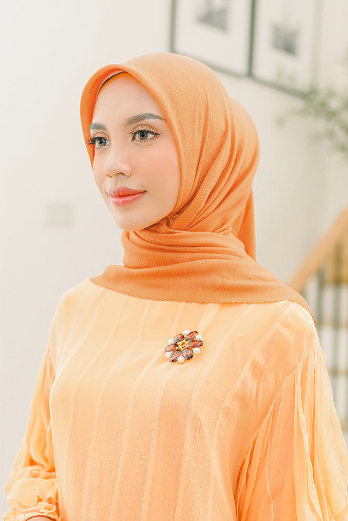 Pavy Square Series - Peach Caramel